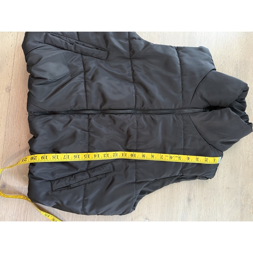 AUTOMET Women's Black Zipper Front Puffer Vest with Pockets - Picture 7 of 7